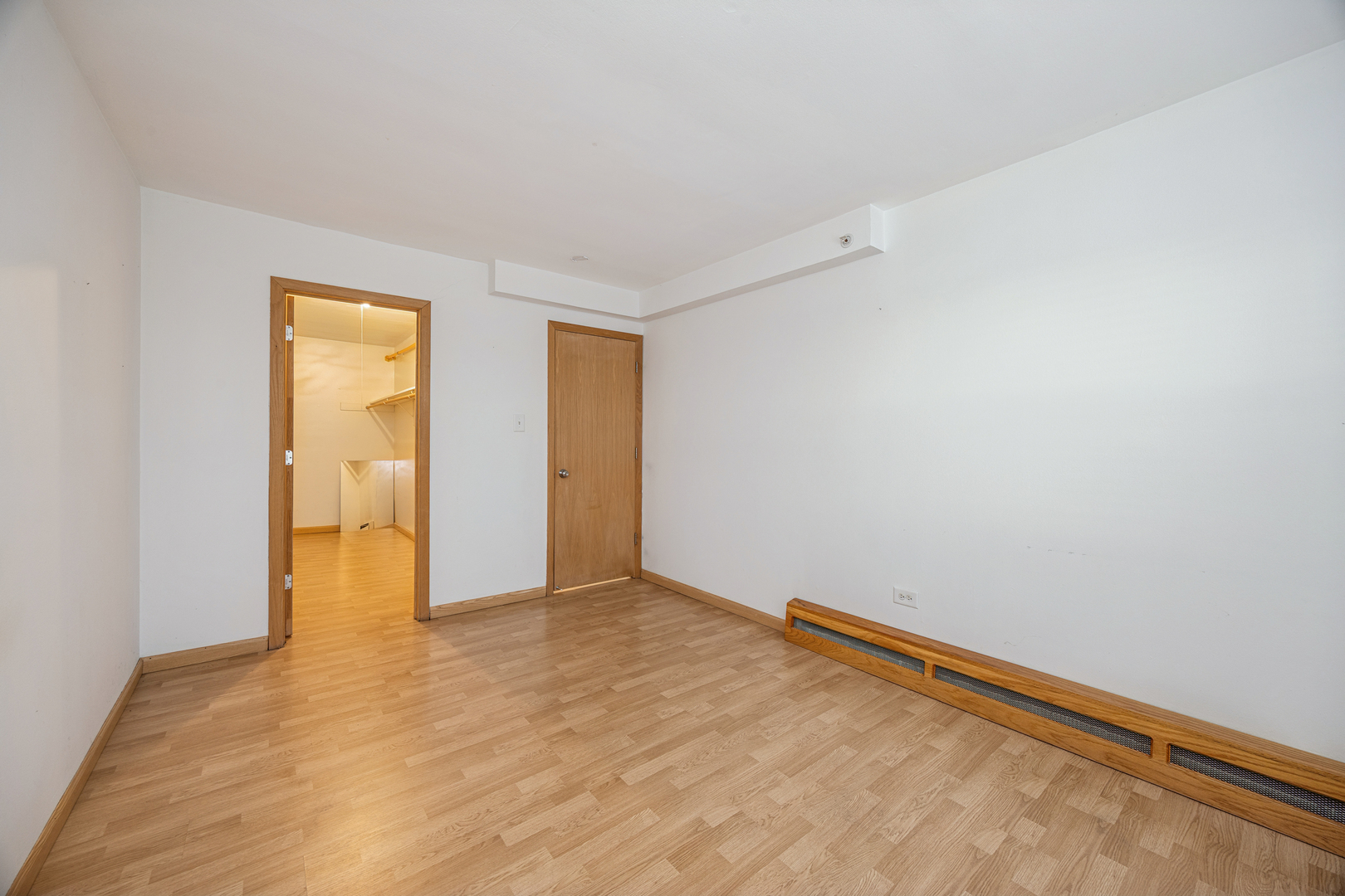 8480 West 103rd Terrace, Unit 301 Palos Hills, IL 60465 - Photo 13 of 17 a view of an empty room