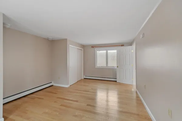 $2,000 | 103 Elmcrest Road, Unit 103, North Andover, MA 01845