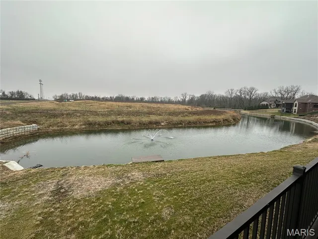$848,000 | 800 Daniel Drive, Mascoutah, IL 62258