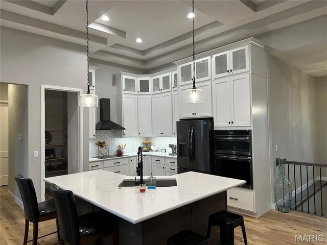 $848,000 | 800 Daniel Drive, Mascoutah, IL 62258