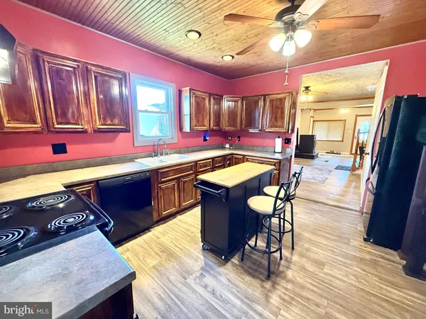 $199,900 | 809 East Wiconisco Avenue, Tower City, PA 17980