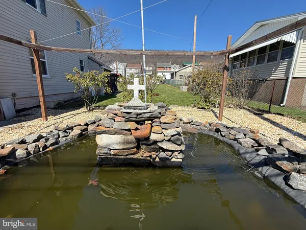 $199,900 | 809 East Wiconisco Avenue, Tower City, PA 17980