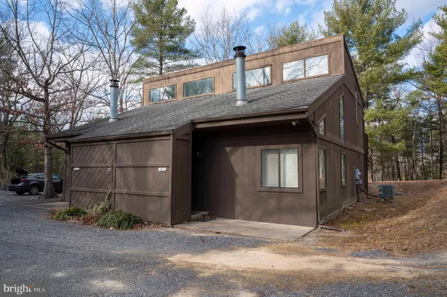 $275,000 | 377 Spitz Lane, Unit 100, Basye, VA 22810