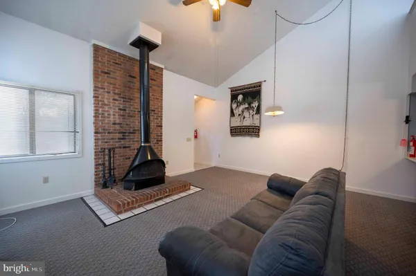 $275,000 | 377 Spitz Lane, Unit 100, Basye, VA 22810