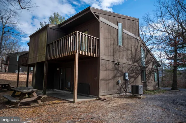 $275,000 | 377 Spitz Lane, Unit 100, Basye, VA 22810