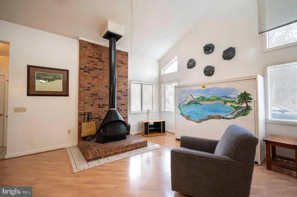 $275,000 | 377 Spitz Lane, Unit 100, Basye, VA 22810