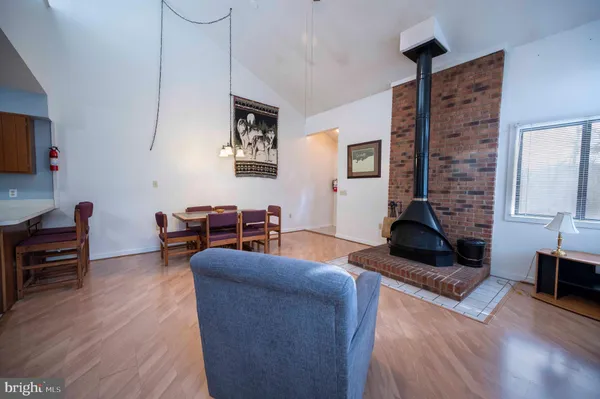 $275,000 | 377 Spitz Lane, Unit 100, Basye, VA 22810