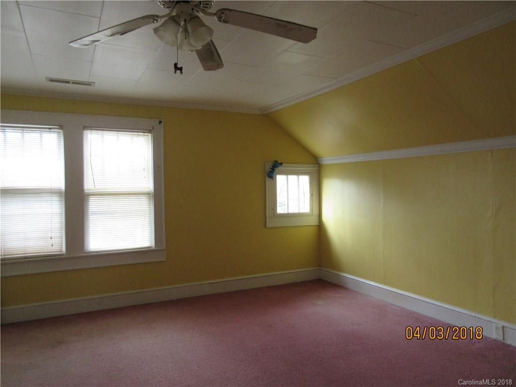 157 South Ridgecrest Street Rutherfordton, NC 28139 - Photo 16 of 20