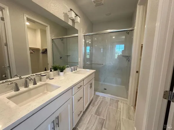 $4,300 | 312 Pear Tree Lane, Unit C, Napa, CA 94558
