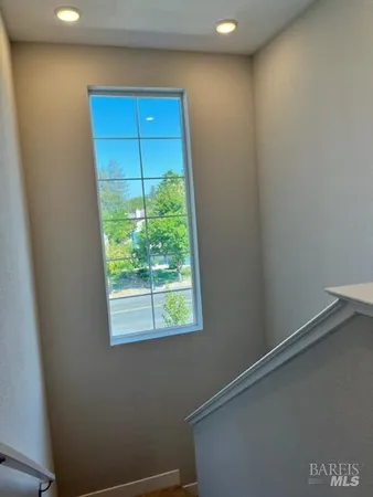 $4,300 | 312 Pear Tree Lane, Unit C, Napa, CA 94558