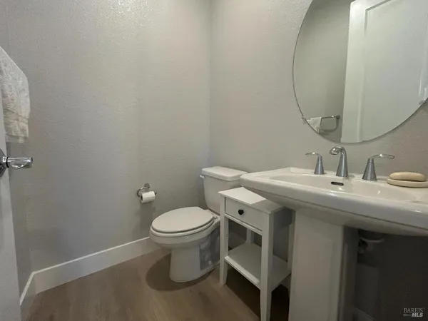 $4,300 | 312 Pear Tree Lane, Unit C, Napa, CA 94558