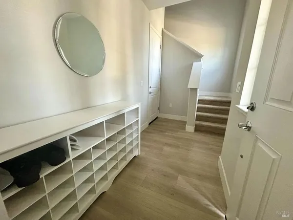 $4,300 | 312 Pear Tree Lane, Unit C, Napa, CA 94558