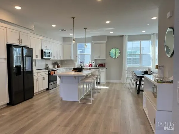 $4,300 | 312 Pear Tree Lane, Unit C, Napa, CA 94558