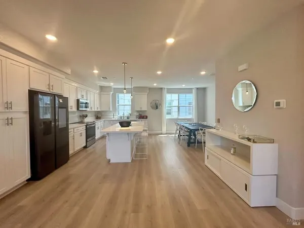 $4,300 | 312 Pear Tree Lane, Unit C, Napa, CA 94558