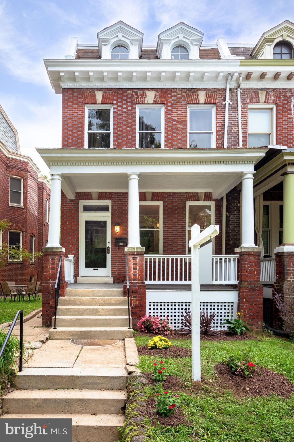 1812 Park Road Northwest Washington, DC 20010 - Photo 2 of 32 1812 Park Rd NW