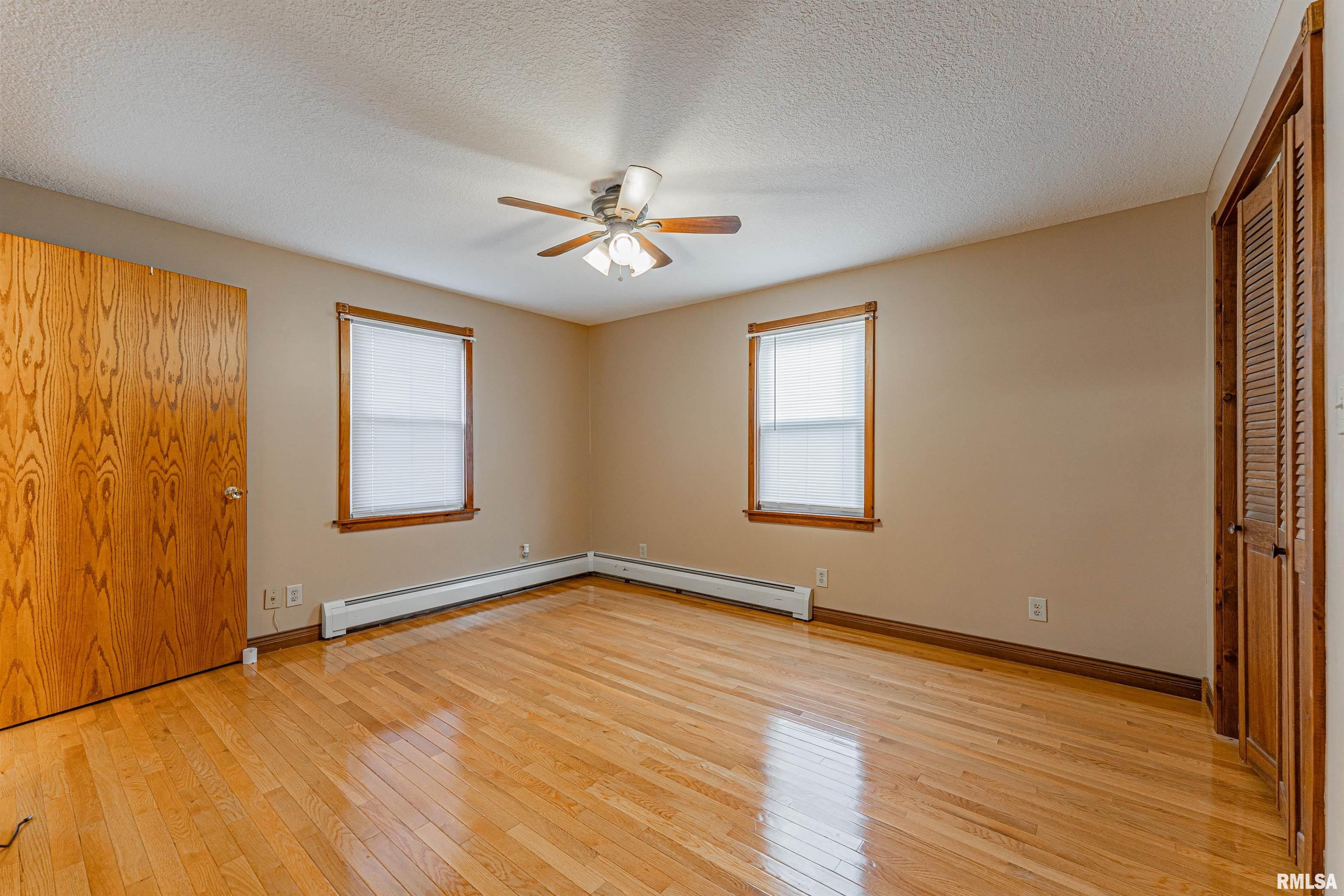 701 West Adams Street Clinton, IL 61727 - Photo 10 of 27