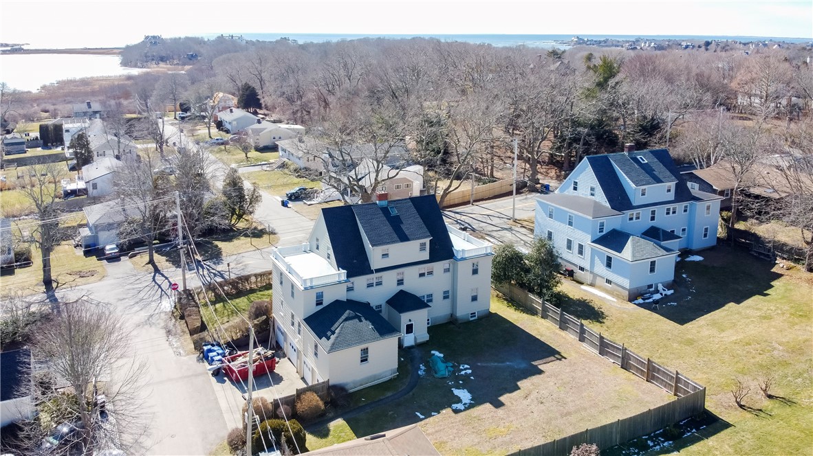 118 Ruggles Avenue, Unit 2W Newport, RI 02840 - Photo 13 of 25