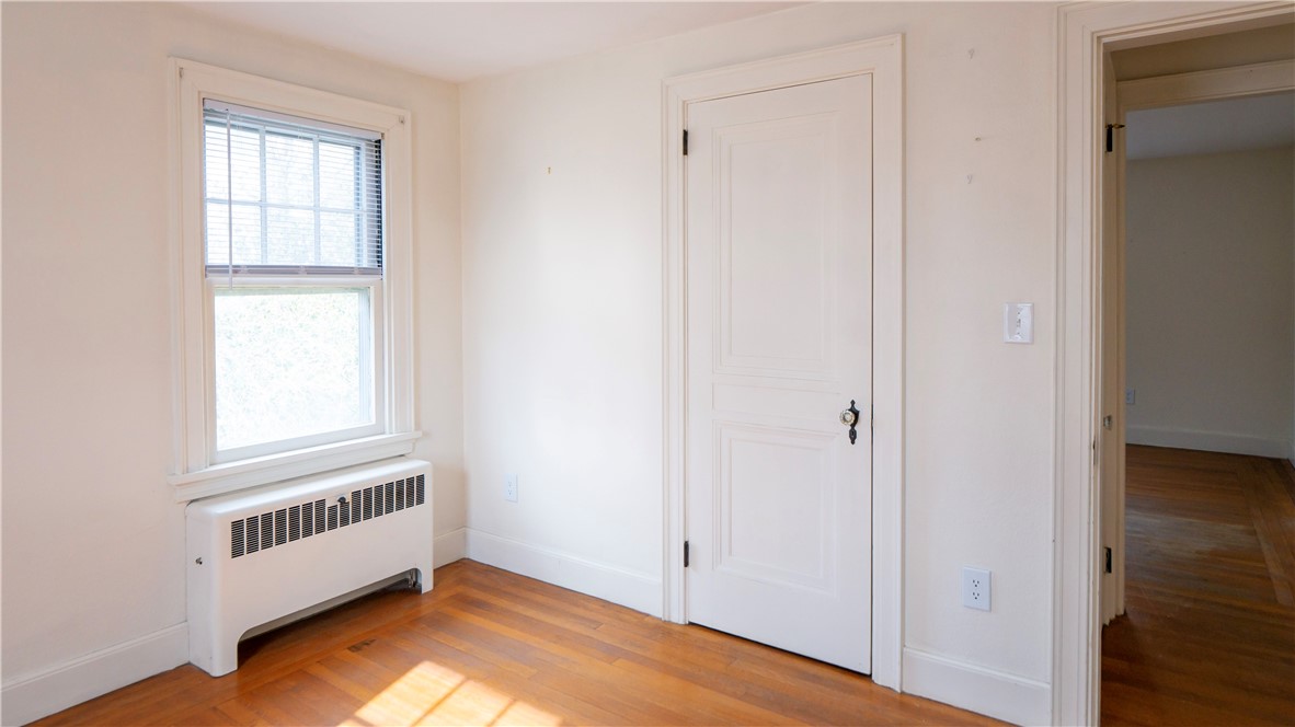 118 Ruggles Avenue, Unit 2W Newport, RI 02840 - Photo 17 of 25