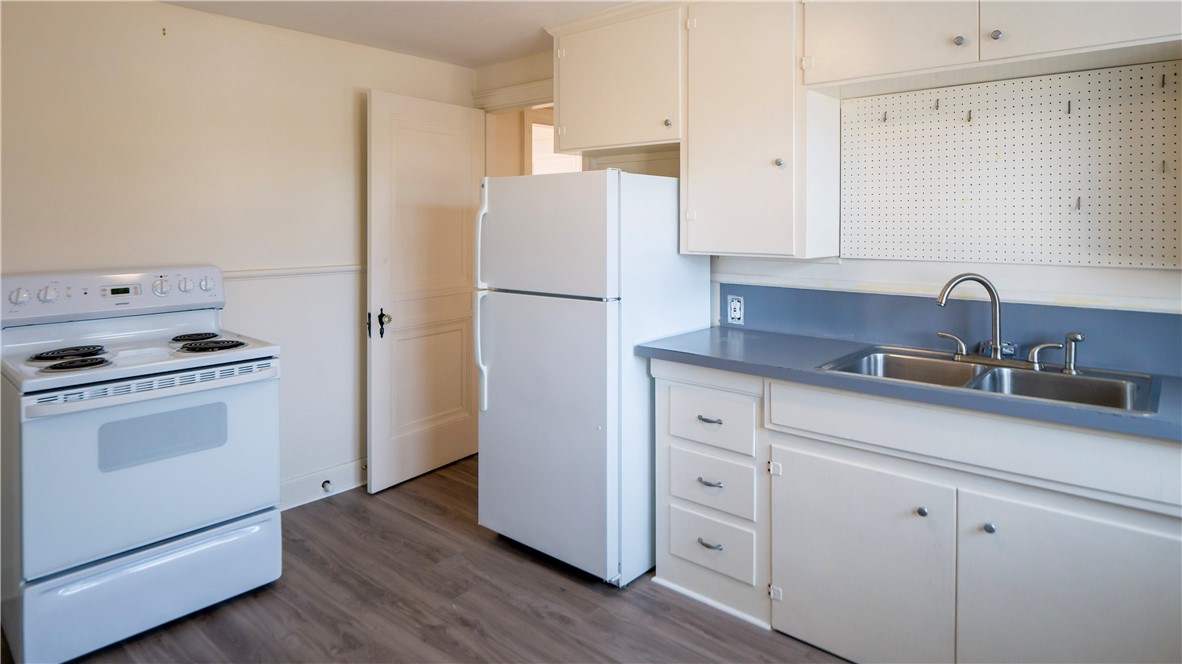 118 Ruggles Avenue, Unit 2W Newport, RI 02840 - Photo 23 of 25