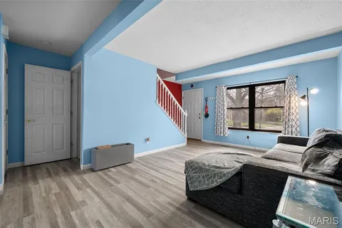 $190,000 | 2364 Charlemagne Drive, Unit A, Maryland Heights, MO 63043