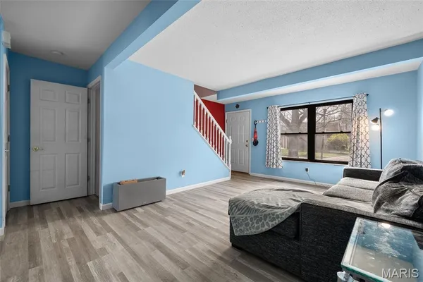 $195,000 | 2364 Charlemagne Drive, Unit A, Maryland Heights, MO 63043