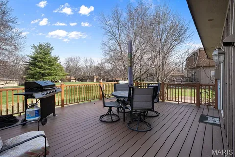 $190,000 | 2364 Charlemagne Drive, Unit A, Maryland Heights, MO 63043