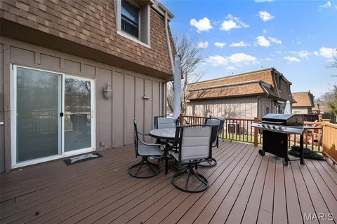 $190,000 | 2364 Charlemagne Drive, Unit A, Maryland Heights, MO 63043