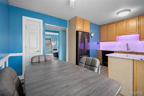 $190,000 | 2364 Charlemagne Drive, Unit A, Maryland Heights, MO 63043