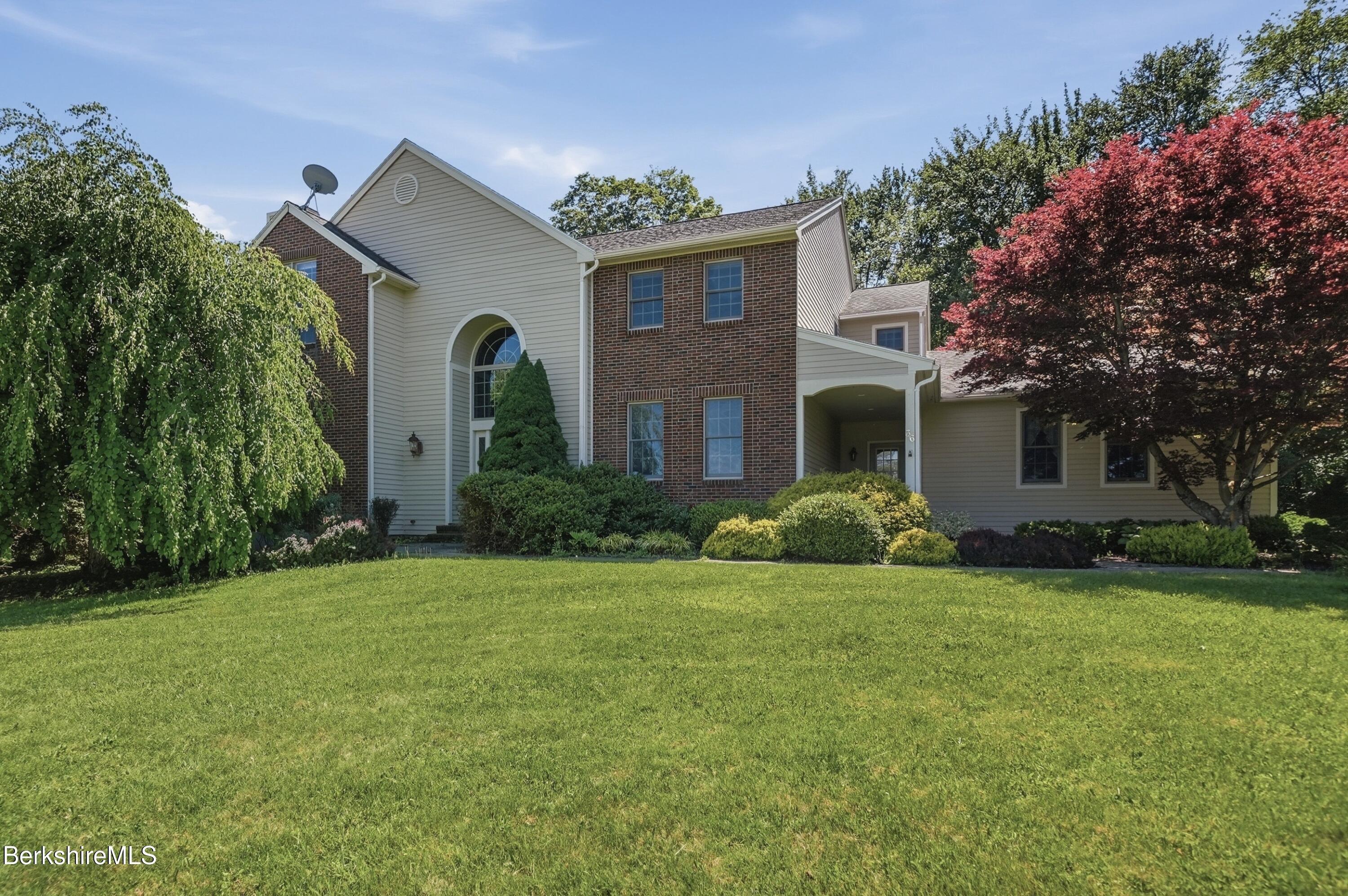 36 Meadow Ridge Drive Pittsfield, MA 01201 - Photo 1 of 54 dsc08679