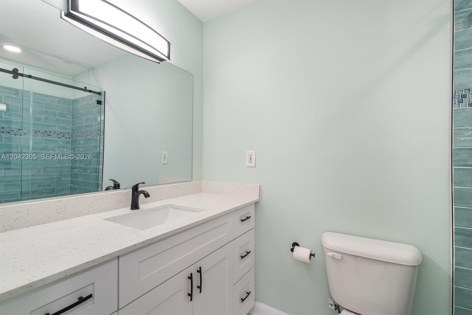 560 High Point Drive, Unit D Delray Beach, FL 33445 - Photo 19 of 34