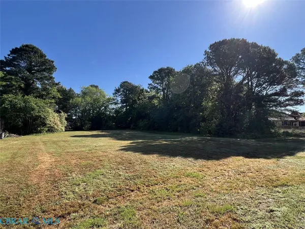 $84,000 | Na Red Cedar Lane, Urbanna, VA 23175