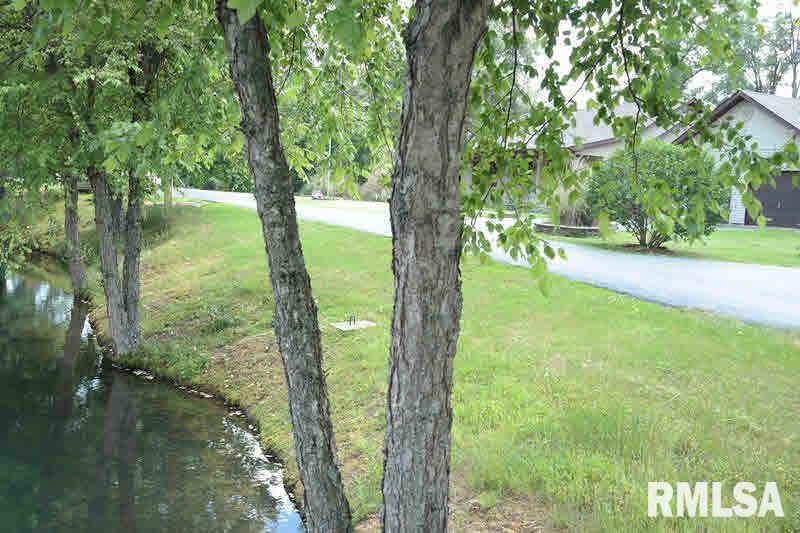 10375 Chayla Road Marion, IL 62959 - Photo 7 of 33