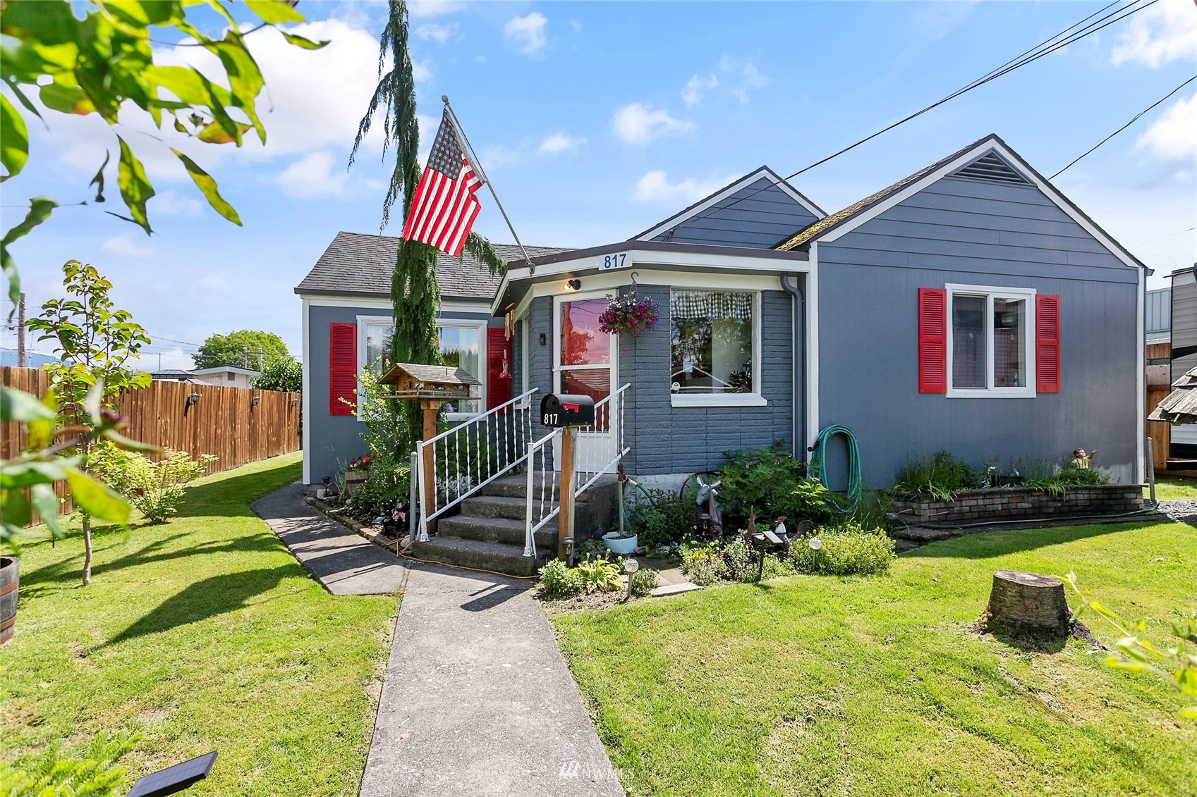 817 Rita Street Sedro-Woolley, WA 98284 - Photo 2 of 34 Gallery Image 2