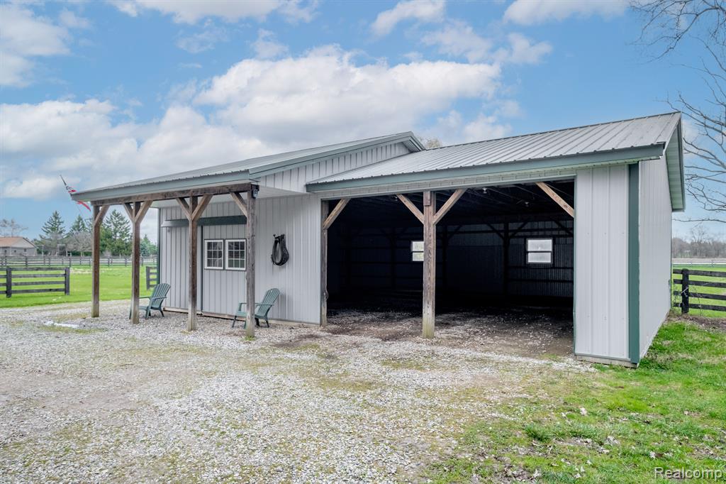 5570 Baldwin Road Oxford, MI 48371 - Photo 29 of 39