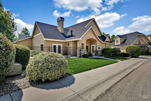 $494,900 | 641 South Archstone Way, Boise, ID 83709