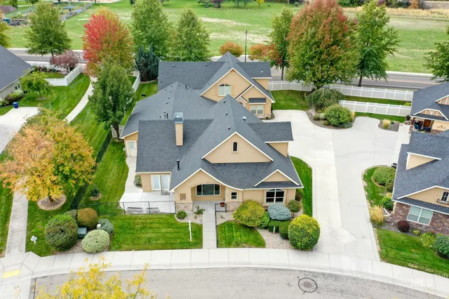 $494,900 | 641 South Archstone Way, Boise, ID 83709