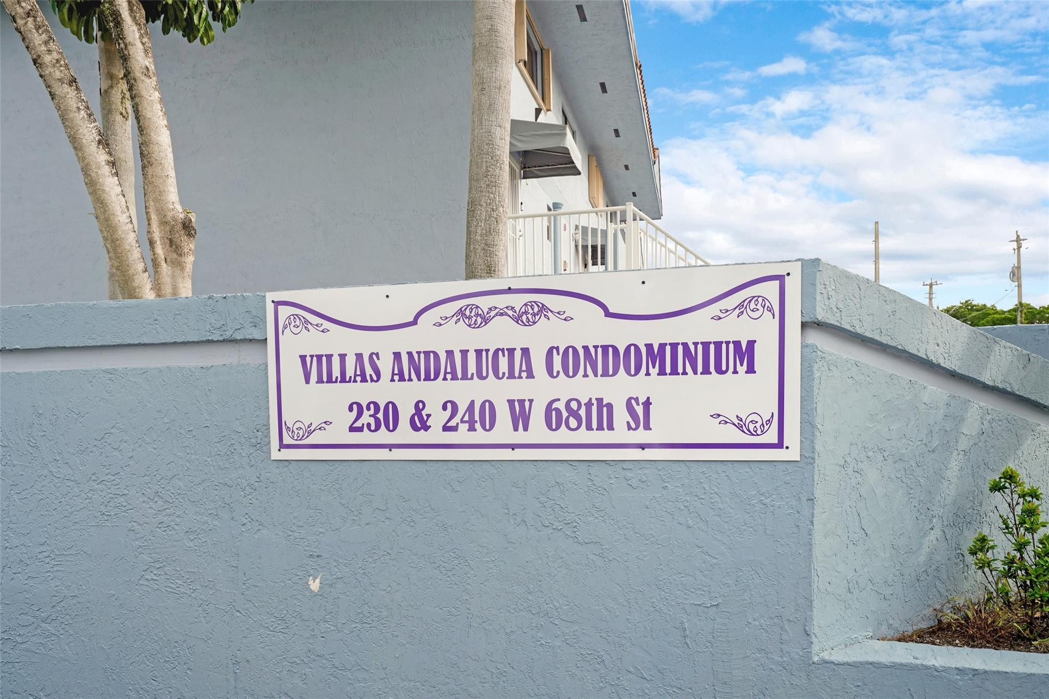 a sign that is on the wall