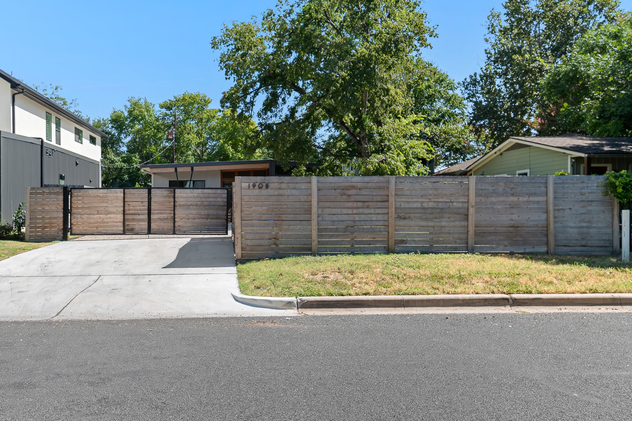 1908 Richcreek Road Austin, TX 78757 - Photo 3 of 40 Gallery Image 3