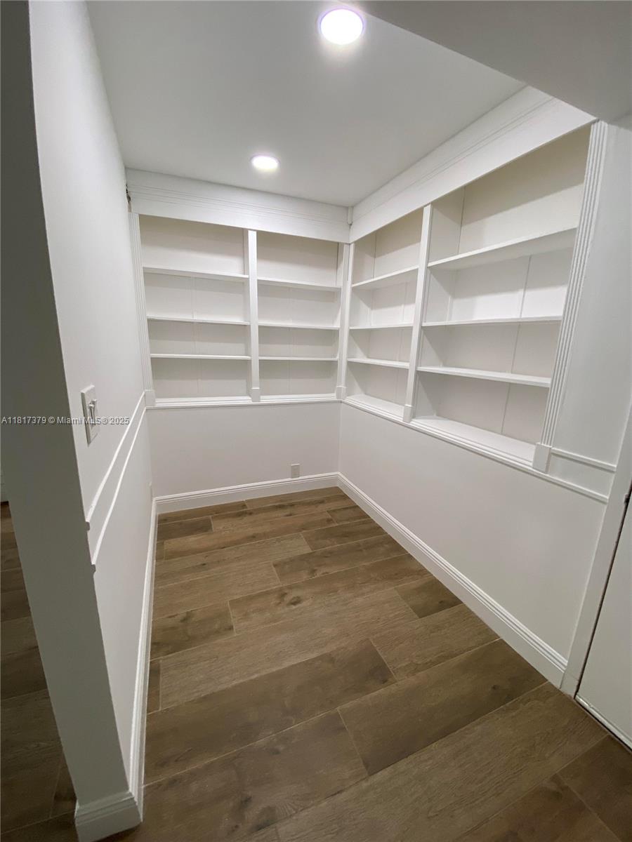 16500 Golf Club Road, Unit 306 Weston, FL 33326 - Photo 12 of 45 Gallery Image 12