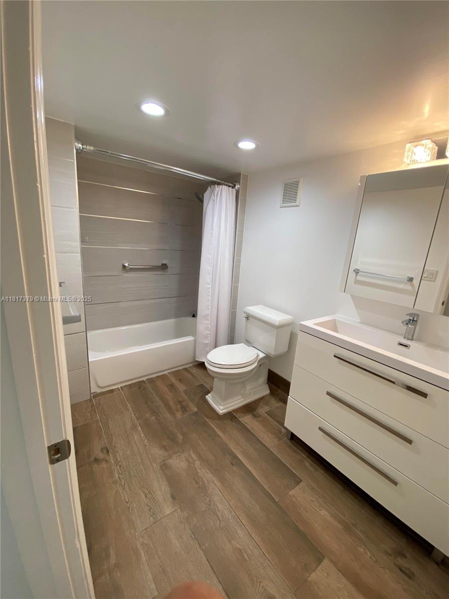16500 Golf Club Road, Unit 306 Weston, FL 33326 - Photo 31 of 45 Gallery Image 31