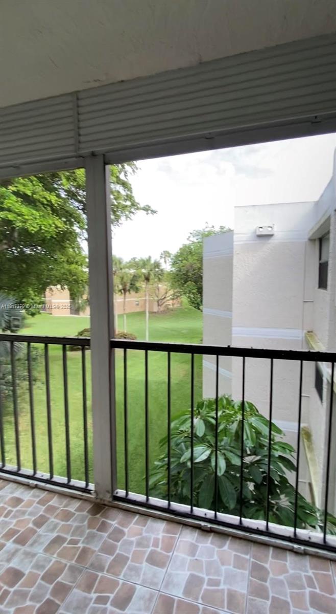 16500 Golf Club Road, Unit 306 Weston, FL 33326 - Photo 9 of 45 Gallery Image 9