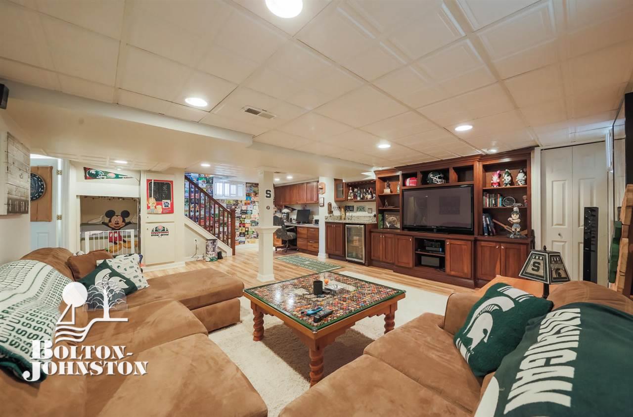 278 Moran Road Grosse Pointe Farms, MI 48236 - Photo 27 of 31