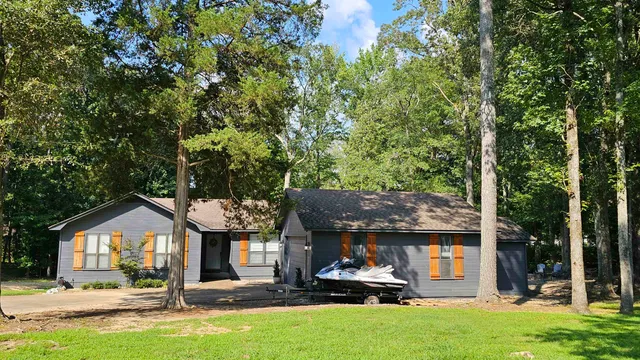 $482,000 | 90 Roberts Drive, Iuka, MS 38852