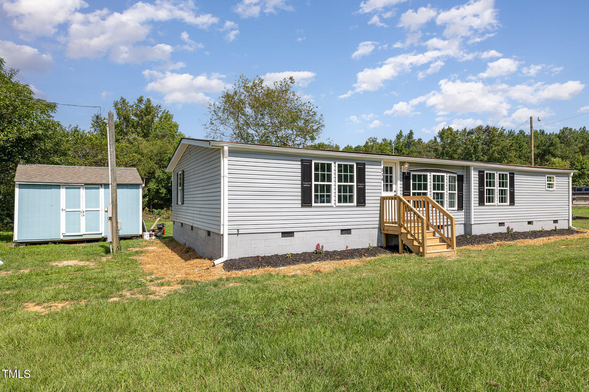 314 Slate Top House Road Clayton, NC 27520 - Photo 3 of 28 Left Front Exterior