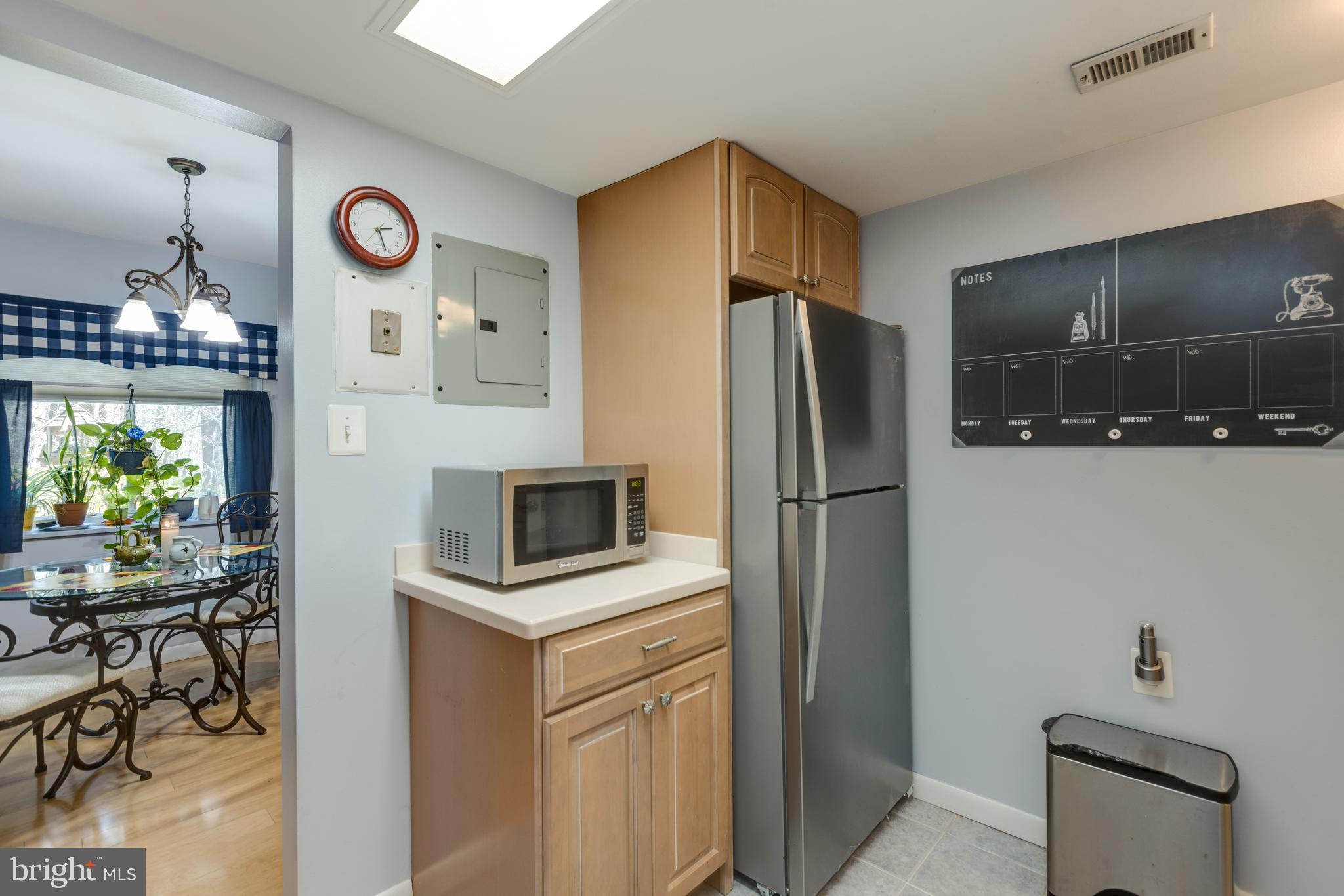1427 Northgate Square, Unit 2A Reston, VA 20190 - Photo 11 of 50 Kitchen with Stainless Steel Appliances