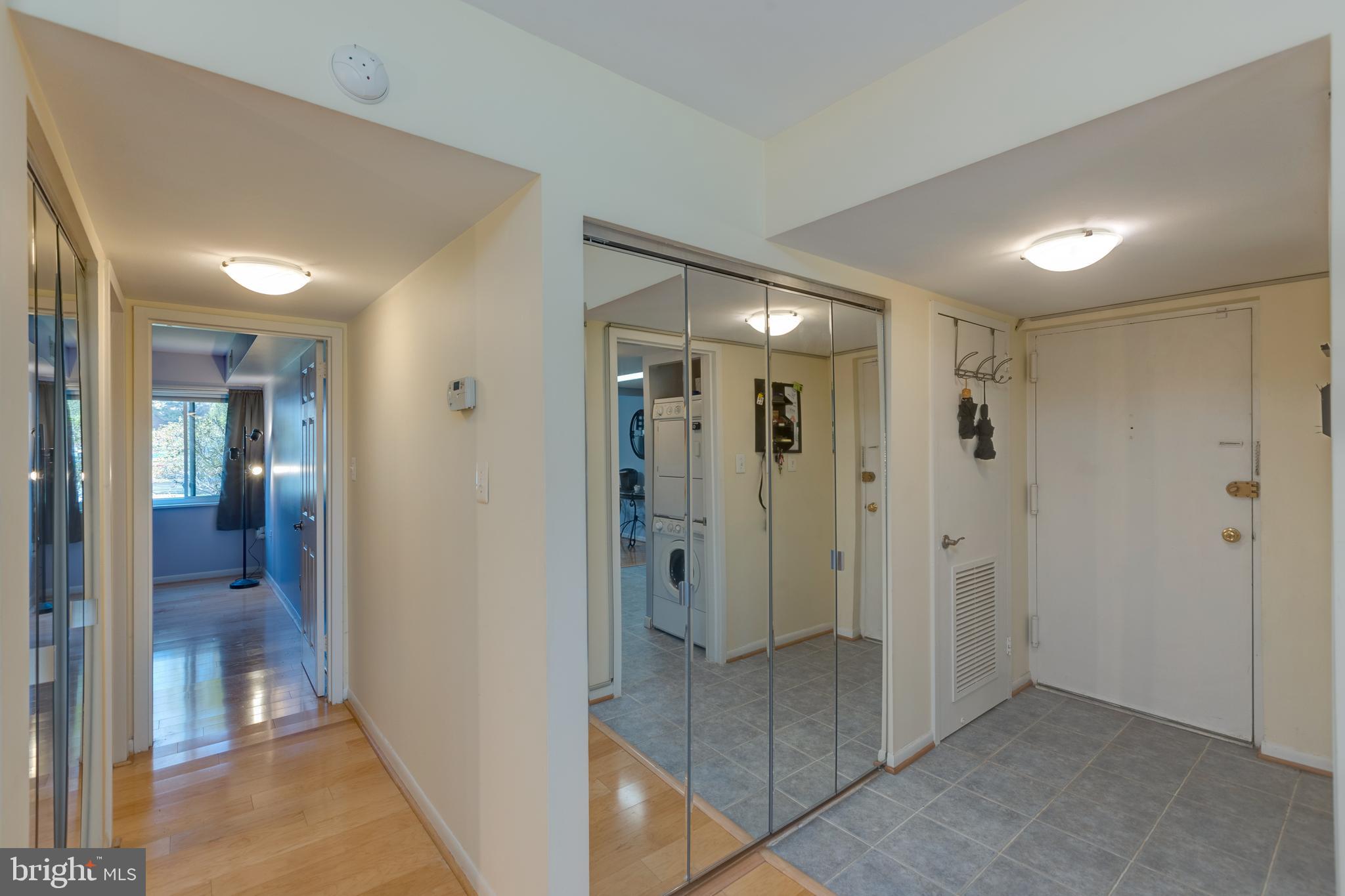 1427 Northgate Square, Unit 2A Reston, VA 20190 - Photo 22 of 50 Interior