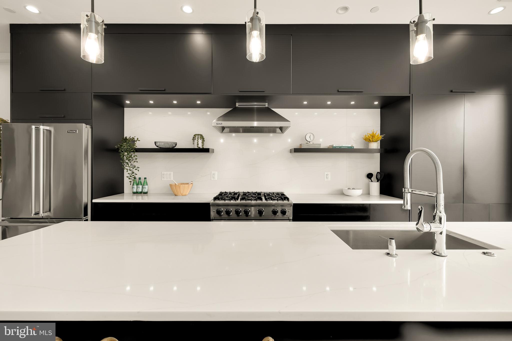 46 R Street Northwest Washington, DC 20001 - Photo 11 of 56