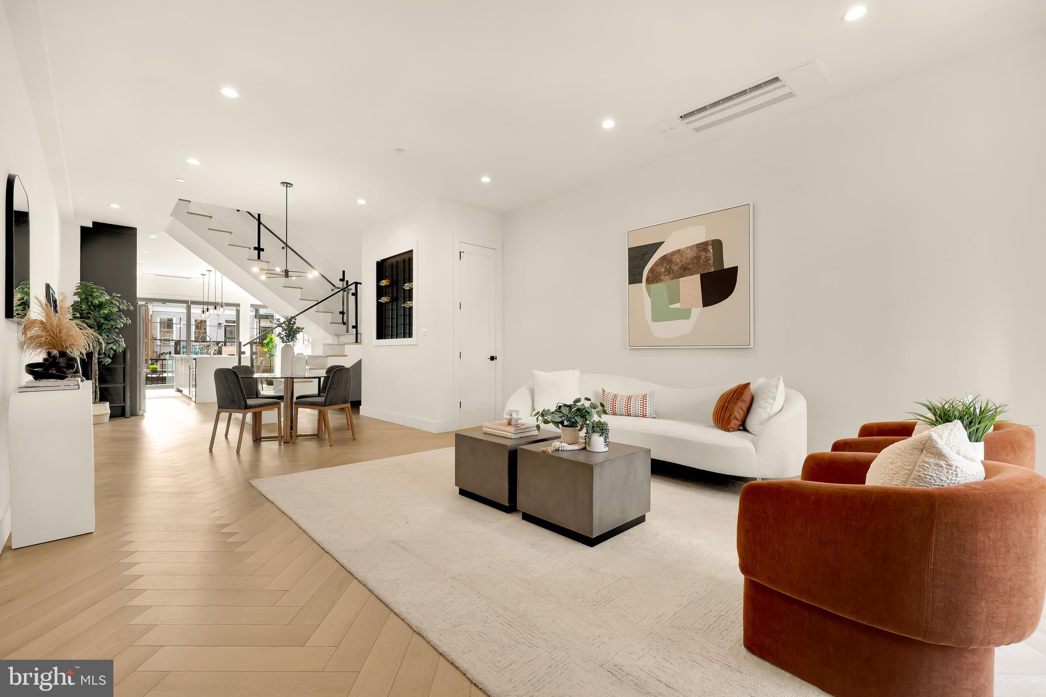 46 R Street Northwest Washington, DC 20001 - Photo 2 of 56