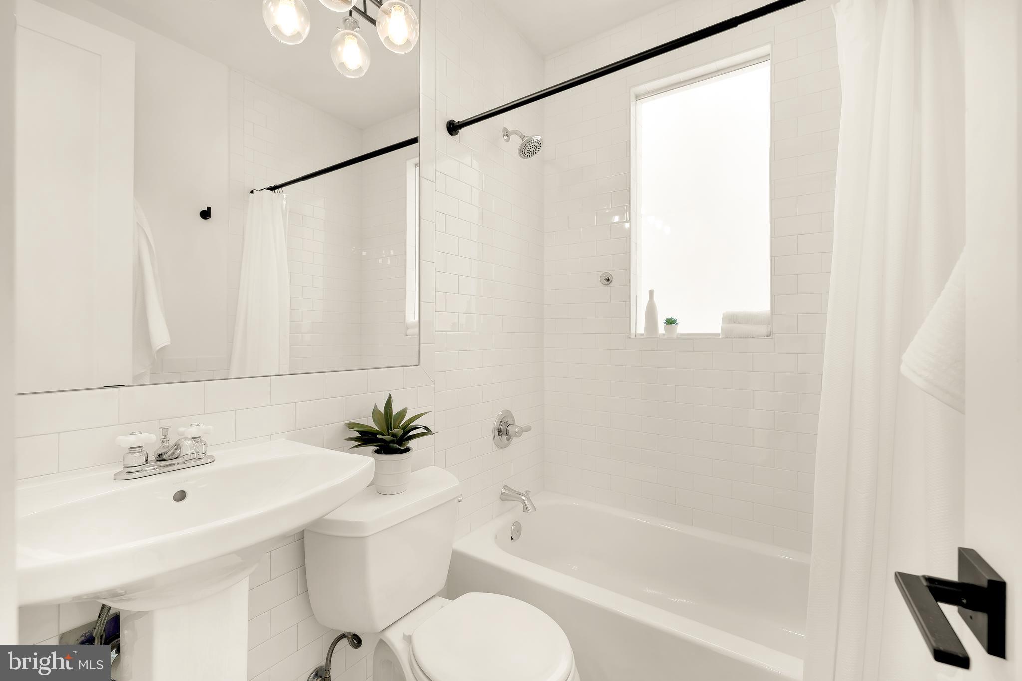 46 R Street Northwest Washington, DC 20001 - Photo 24 of 56