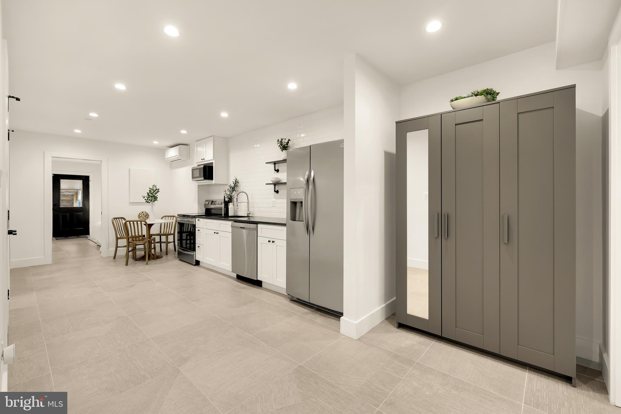 46 R Street Northwest Washington, DC 20001 - Photo 47 of 56